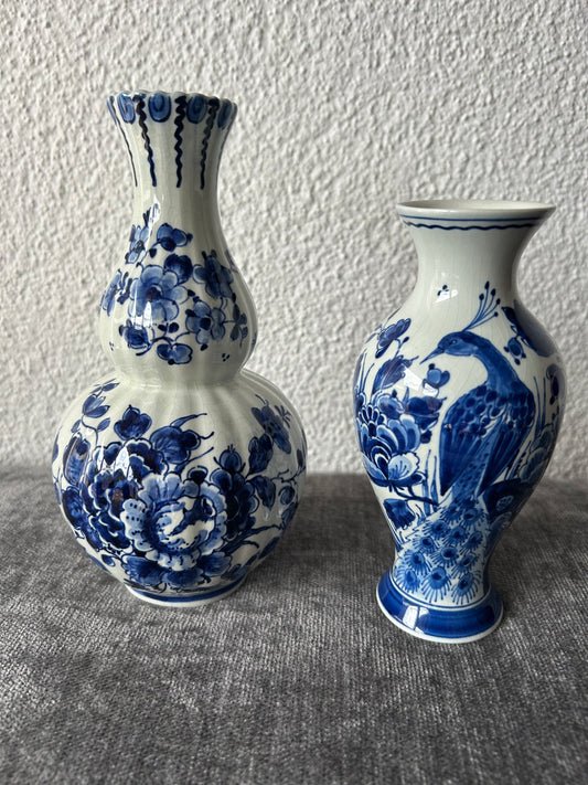 Ceramic vases with blue and white Delft decoration