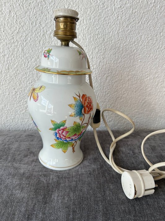Porcelain table lamp with 'Queen Victoria' pattern by Herend